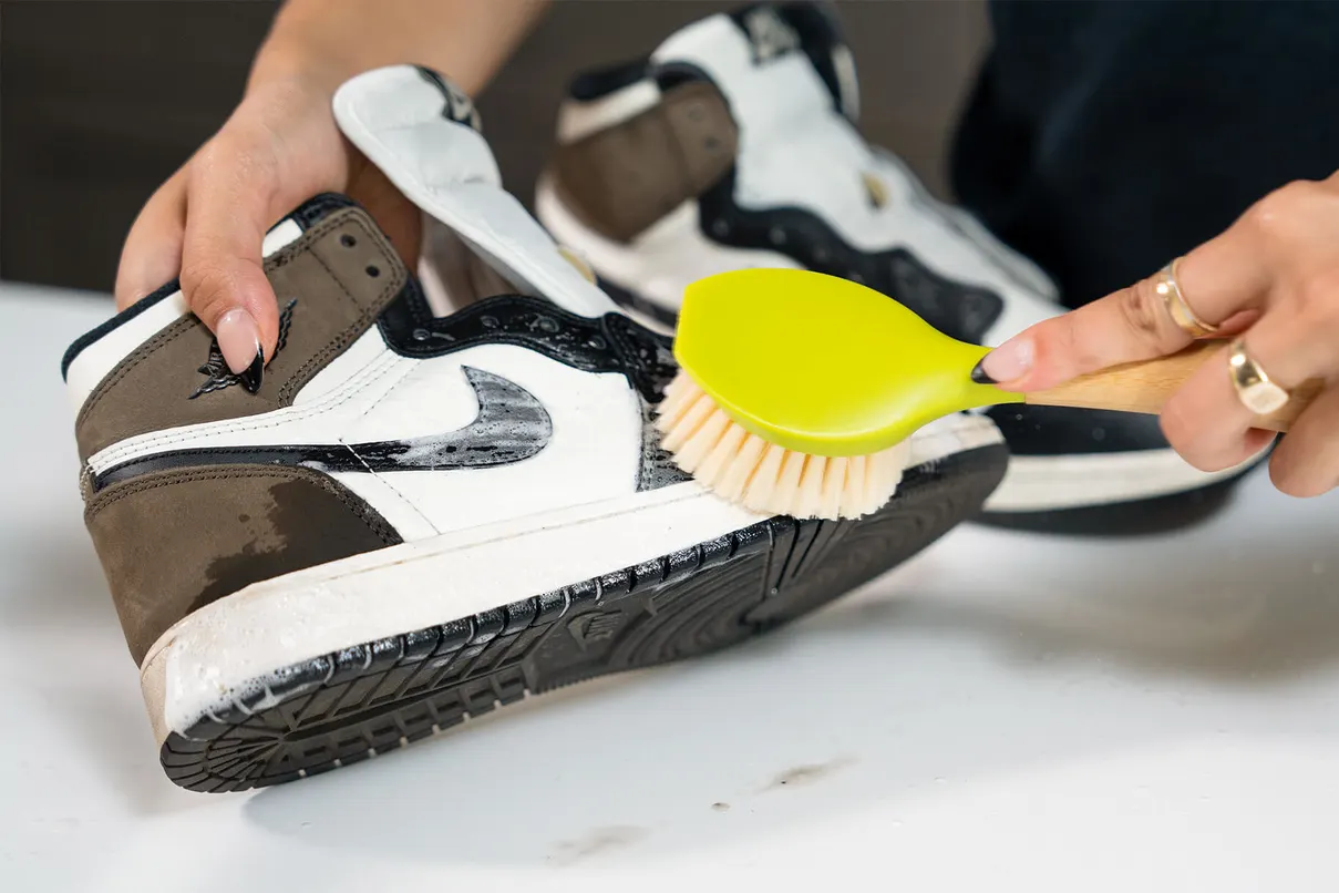 Hi-Tech Cleaners photo 5